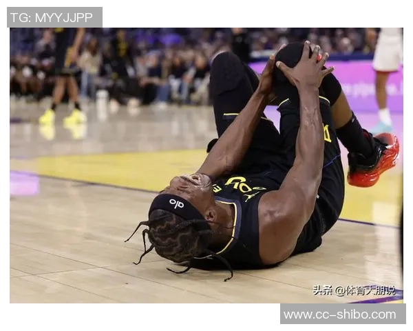 追梦不走是否意味着巴特勒与字母哥的交易可能性邓利维对此不愿多谈 追梦不走是否意味着巴特勒与字母哥的交易可能性邓利维对此不愿多谈